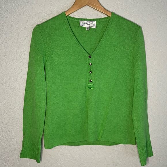 Vintage St John Sport Kelly Green Sweater V Neck Logo Gold Buttons Preppy Twee - Picture 1 of 8